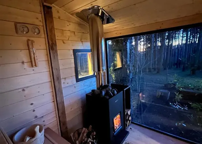 Casa Simona Nel Bosco - Boutique * サリアーノ・ネル・チミーノ